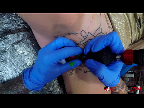 ❤️ tattooed ທີ່ສຸດ Hottie Sully Savage ໄດ້ຮັບ tattoo ສຸດ clitoris ຂອງນາງ ❤❌ ຮູບໂປ້ທາງຮູທະວານ ທີ່ lo.dreamlandpassionfever.ru ❌️❤
